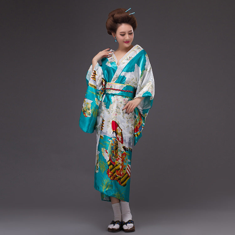 Japanese Charm Unveiled: Women's Kimono and Yukata Costumes for Cosplay