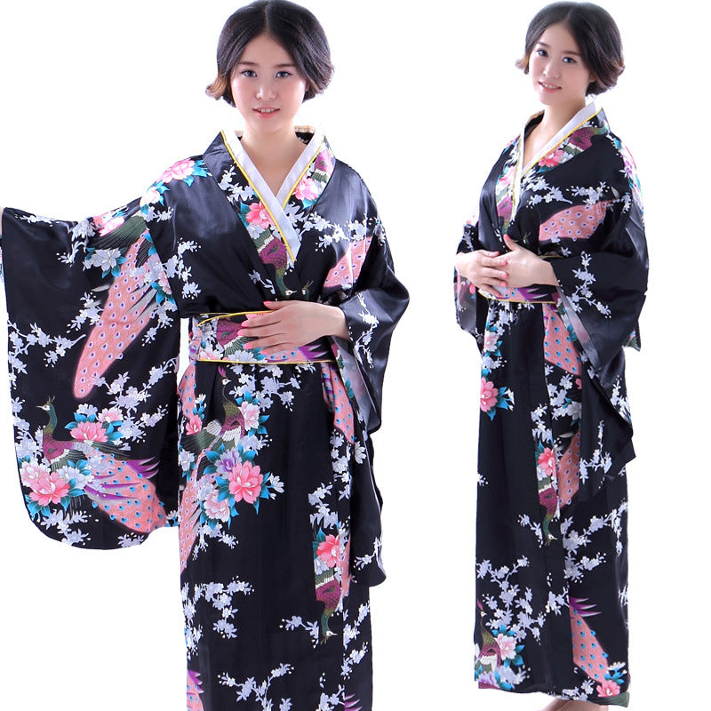 Japanese Charm Unveiled: Women's Kimono and Yukata Costumes for Cosplay