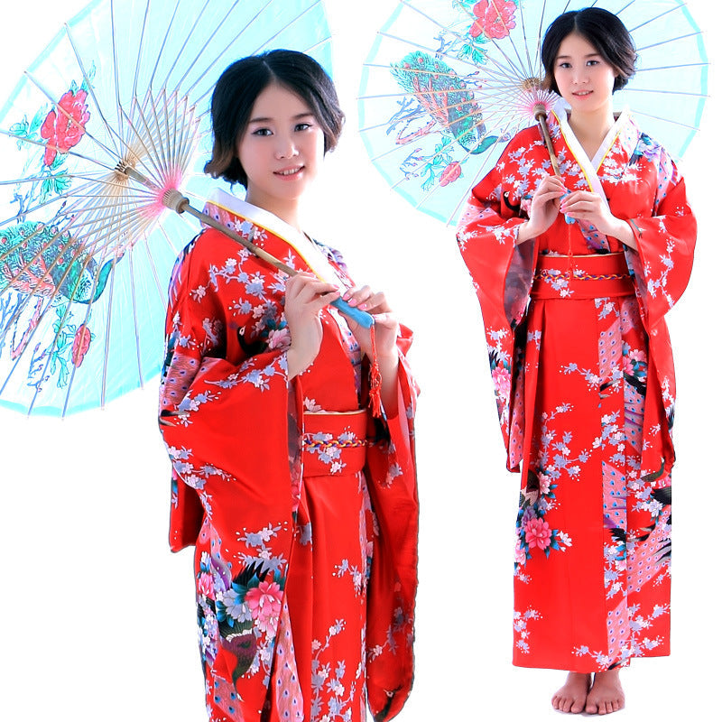 Japanese Charm Unveiled: Women's Kimono and Yukata Costumes for Cosplay